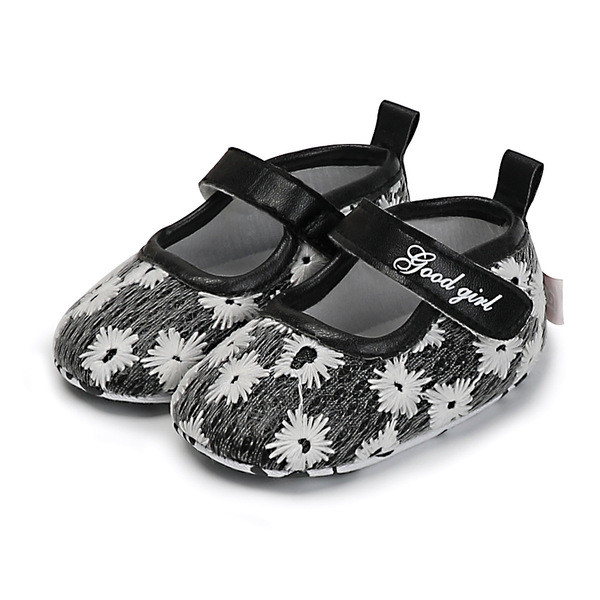 NOVI model dječjih cipelica sa naljepnicama i uzorkom