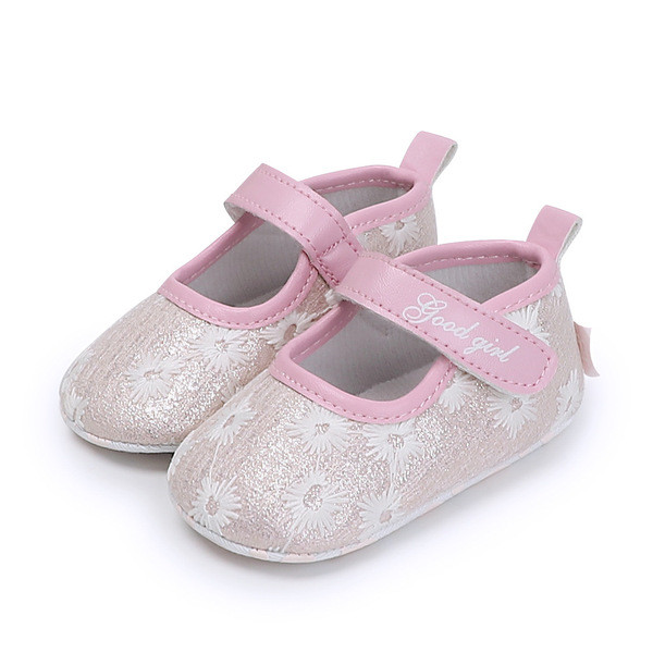 NOVI model dječjih cipelica sa naljepnicama i uzorkom