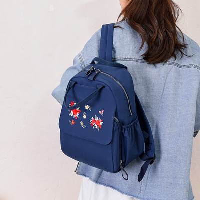 Ženski ruksak s patentnim zatvaračem i vezom - novi model