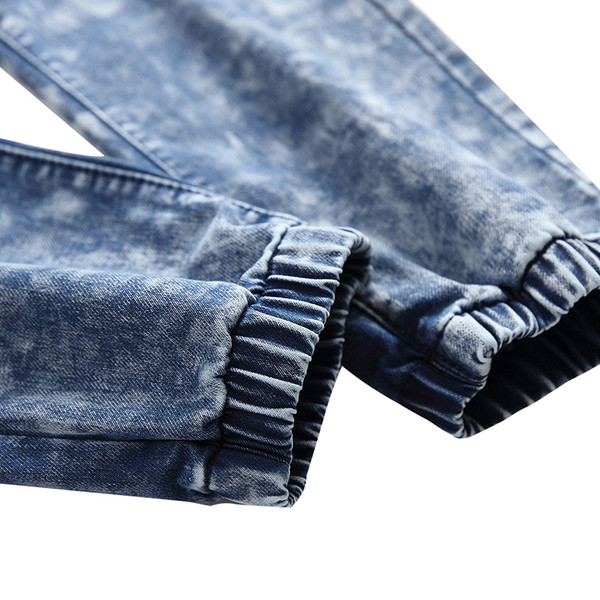 Muške ležerne duge traperice s gumicom na gležnju i vezicama