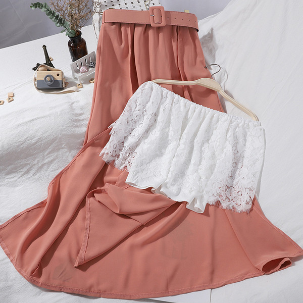 Modern női csipke melltartó és szoknya szett magas derékkal és övvel