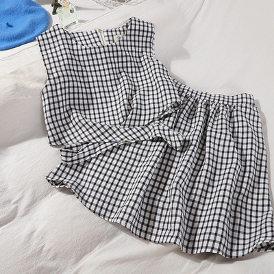 Σετ γυναικεία κοντή φούστα και φανελάκι