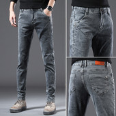 Ελαστικό ανδρικό τζιν κλασικό μοντέλο