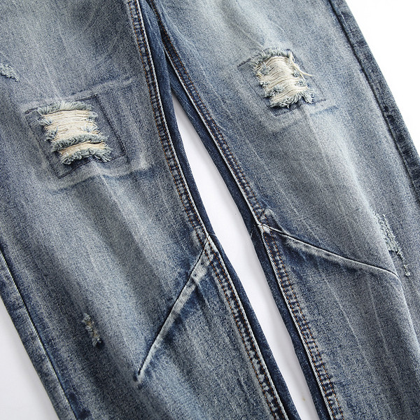 Férfi modern hosszú farmernadrág szakadt mintával