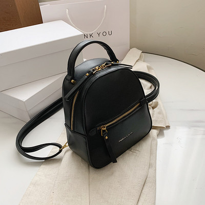 Moderan ženski kožni ruksak s patentnim zatvaračem