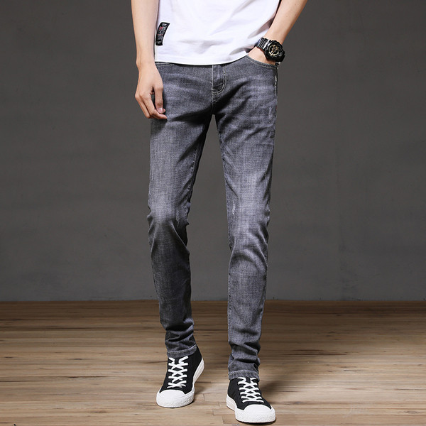 Ανδρικό τζιν  κλασικό μοντέλο με τσέπες