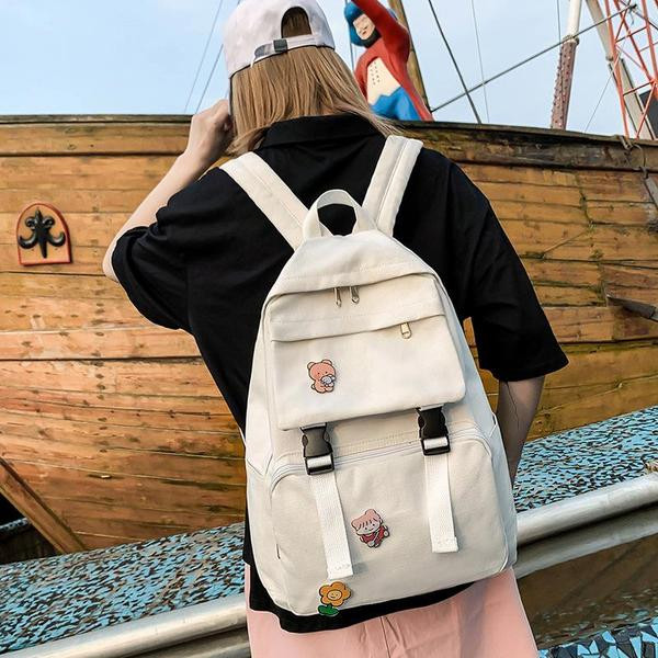 Modern női hátizsák elülső zsebekkel - diákok számára alkalmas