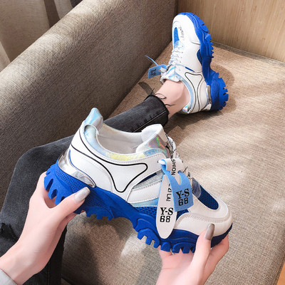 Νέο μοντέλο γυναικεία αθλητικά παπούτσια με κορδόνια σε δύο χρώματα