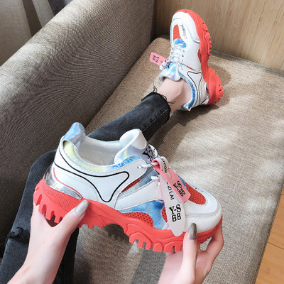 Νέο μοντέλο γυναικεία αθλητικά παπούτσια με κορδόνια σε δύο χρώματα