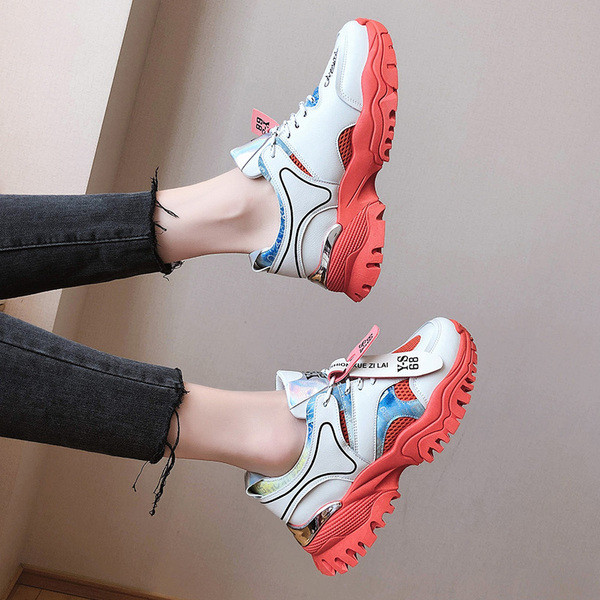Νέο μοντέλο γυναικεία αθλητικά παπούτσια με κορδόνια σε δύο χρώματα