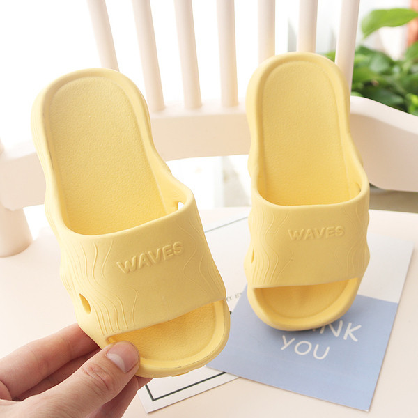 Dječje casual papuče s natpisom za djevojčice