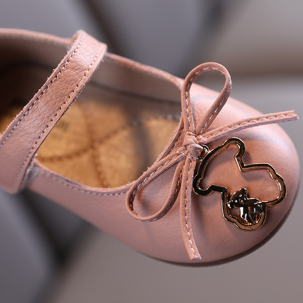 Beebi nahast kingad koos kaisukaru tarvikuga