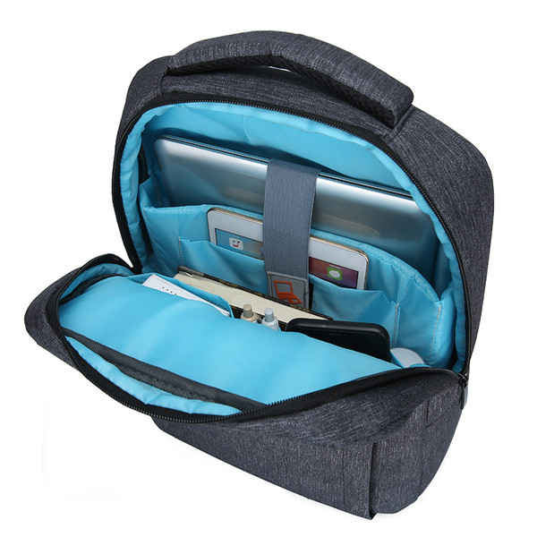 Laptop hátizsák négy színben - 15,6 hüvelykes