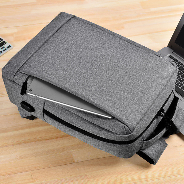 Водоустойчива раница за лаптоп в сив и черен цвят - 15,6 inch