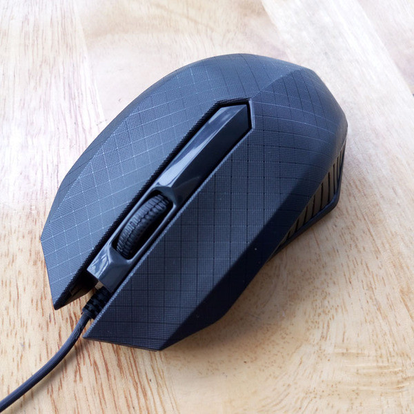 USB kábellel ellátott egér laptophoz