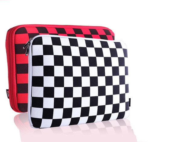 Lezárt ütésálló táska 10 hüvelykes laptop számára