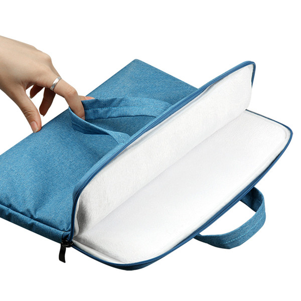 Laptop táska cipzárral és rövid fogantyúval