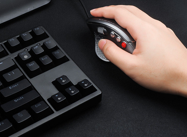 Gaming miš s kabelom model PW9