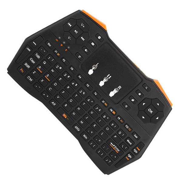 Miniklaviatuur puuteplaadiga hiirega