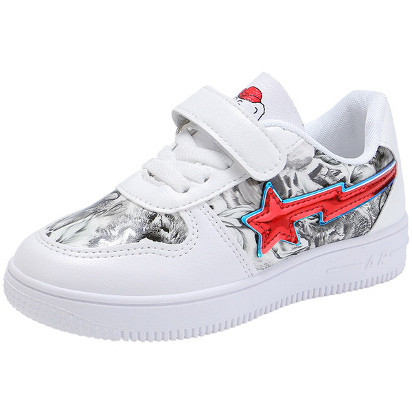 Moodsad kleebistega laste tossud tüdrukutele