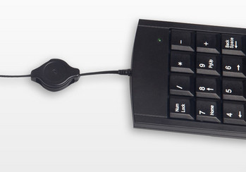 Клавиатура с цифри и USB кабел 