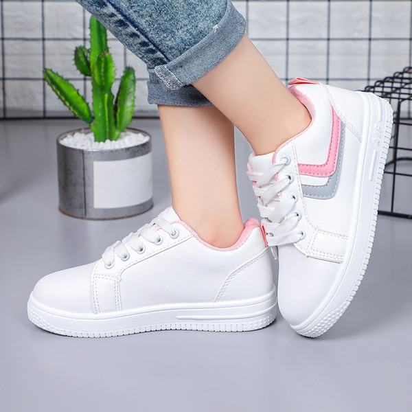 Alkalmi gyerek tornacipő lányoknak sima modell