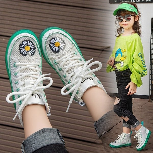 Aktualne dječje tenisice za djevojčice s vezicama