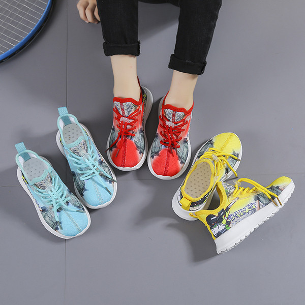 Aktuális gyerek tornacipő fiúknak nyakkendővel