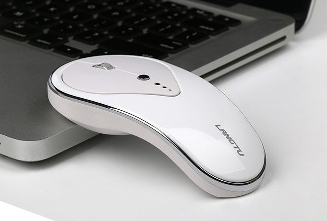 Безжична мишка с четири бутона 