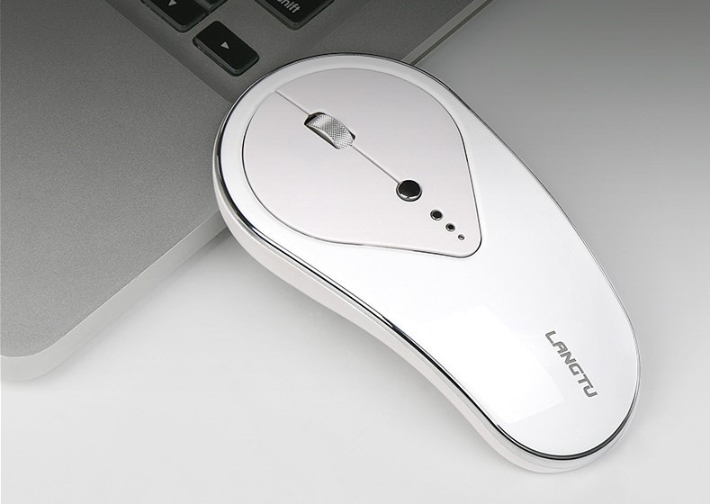 Négygombos vezeték nélküli egér