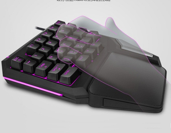 T9pro Геймърска клавиатура за лявата ръка