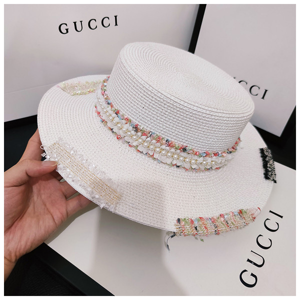 Pärlite ja tikanditega suvemüts