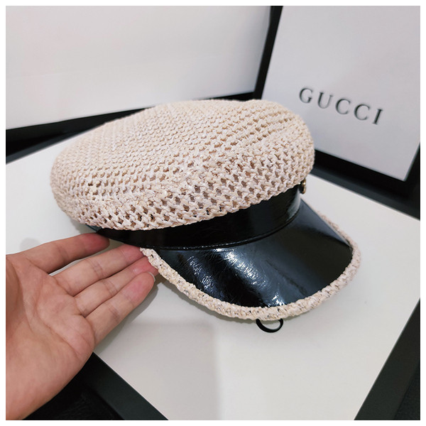 Hálós női sapka napellenzővel és fém elemmel