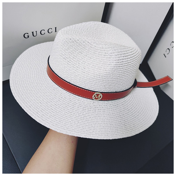 Suvine naiste müts nahast elemendiga