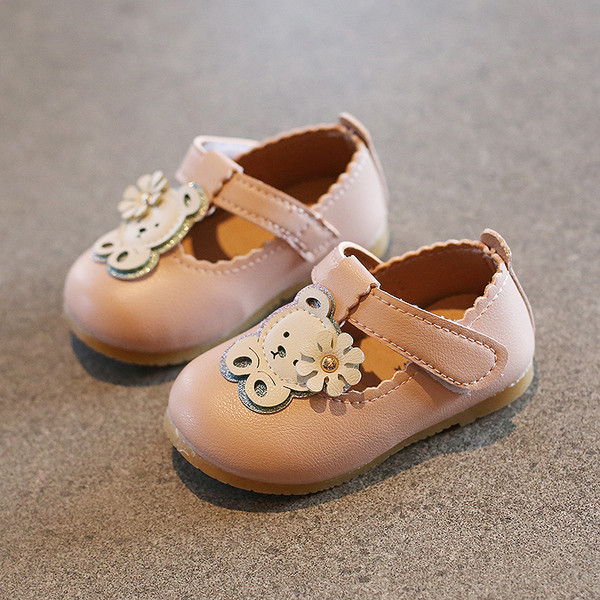 Moodsad beebijalatsid tüdrukutele