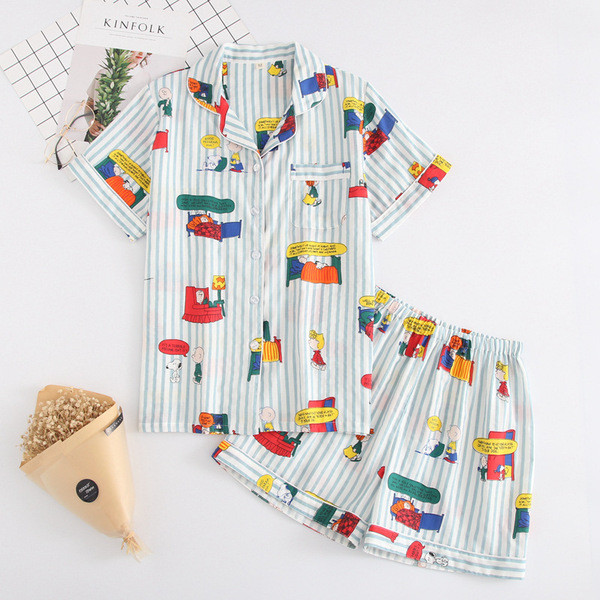 Ženska pidžama s kratkim rukavima i džepom