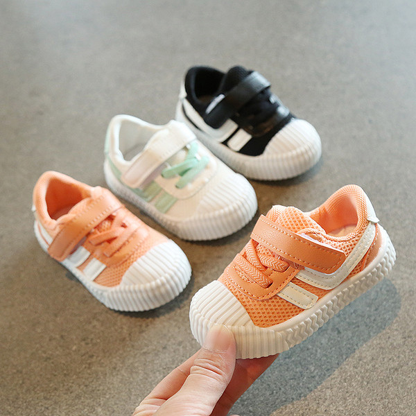 Matricás baba tornacipő fiúknak és lányoknak