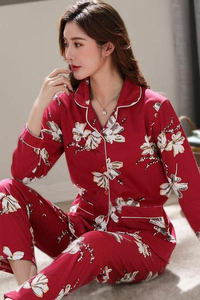 Lilletrükiga kevad-sügis naiste pidžaamad