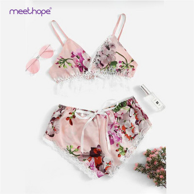 Naujo modelio moteriška pižama, įskaitant krūtinę ir šortus su nėriniais ir gėlių raštu