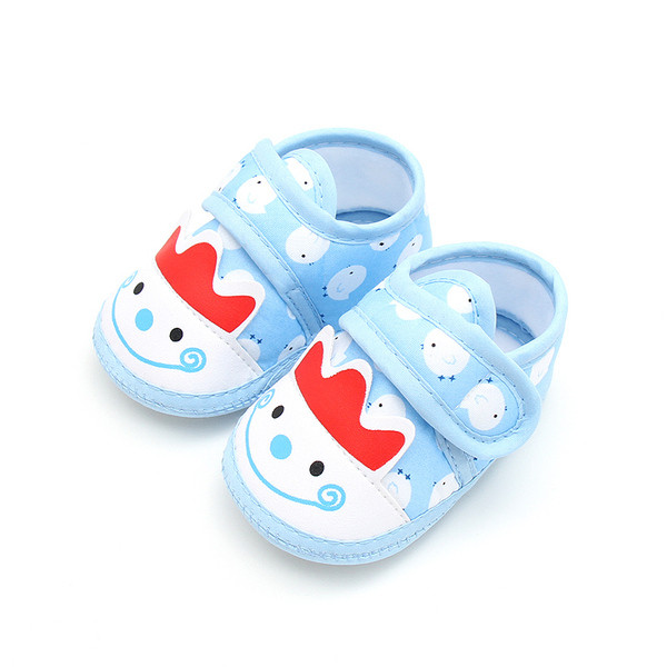 Kleebise ja aplikatsiooniga beebikingad