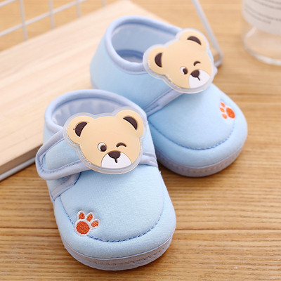 Kūdikių bateliai su lipduku ir 3D elementu berniukams ir mergaitėms