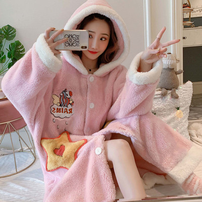 Uue mudeli naiste talvepidžaamad - kapuutsiga hommikumantli tüüp