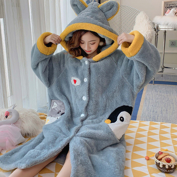 Uue mudeli naiste talvepidžaamad - kapuutsiga hommikumantli tüüp