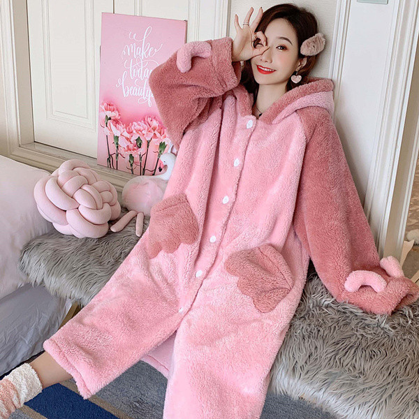 Uue mudeli naiste talvepidžaamad - kapuutsiga hommikumantli tüüp