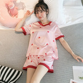 Naiste pidžaamad trükise ja spitsikaelusega