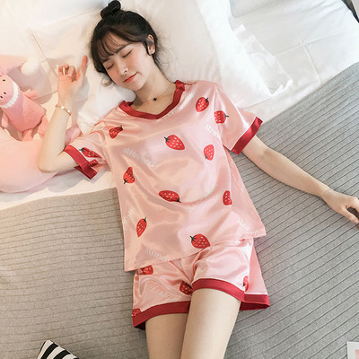 Naiste pidžaamad trükise ja spitsikaelusega