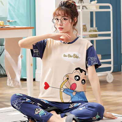 Naiste kaasaegsed pidžaamad värvirakendusega - mitu mudelit