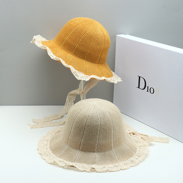 Naiste suvemüts pitselemendiga