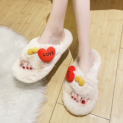 3D elementidega plüüsis naiste sussid