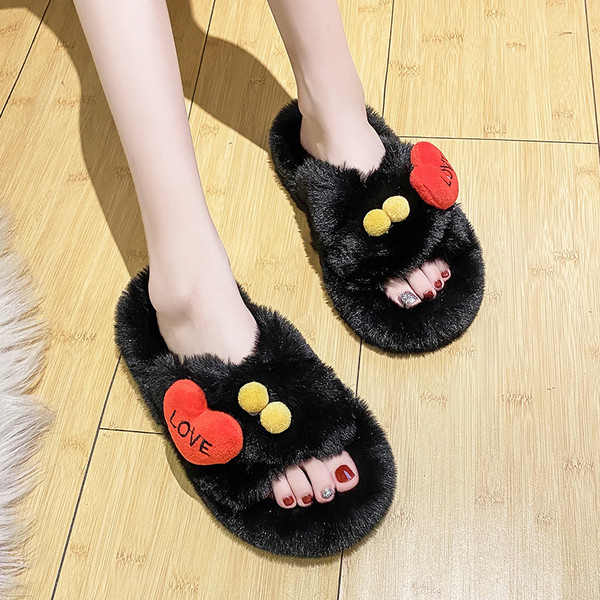 3D elementidega plüüsis naiste sussid